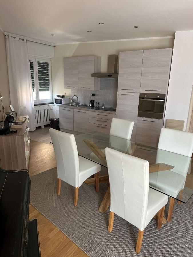 Luxury Center Appartment Novi Ligure Kültér fotó