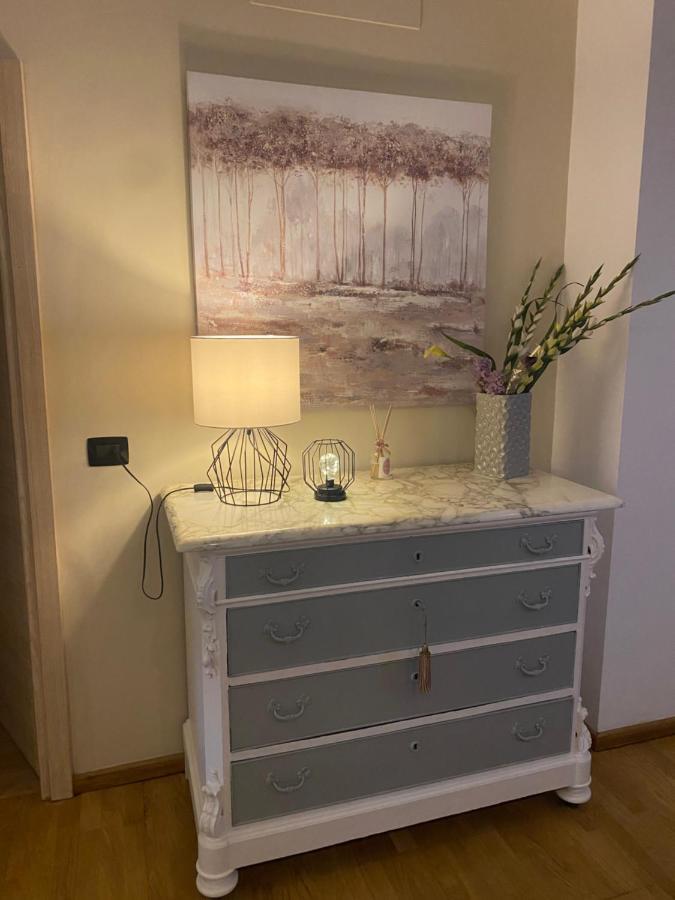 Luxury Center Appartment Novi Ligure Kültér fotó